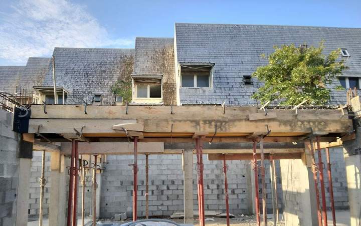 Entreprise de construction, Le Tampon
